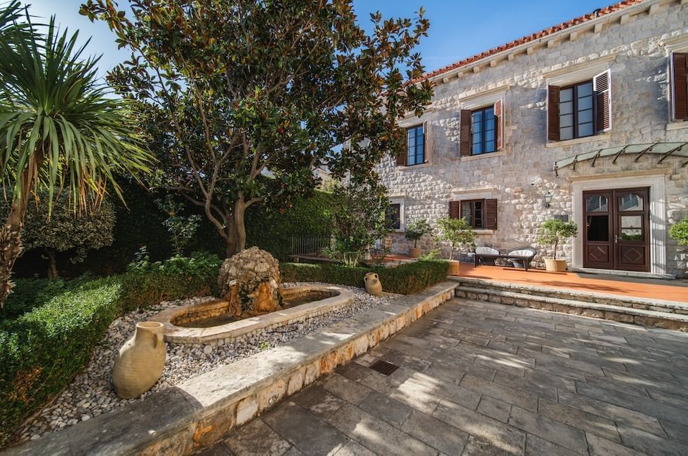 Hotel Kazbek — Dubrovnik