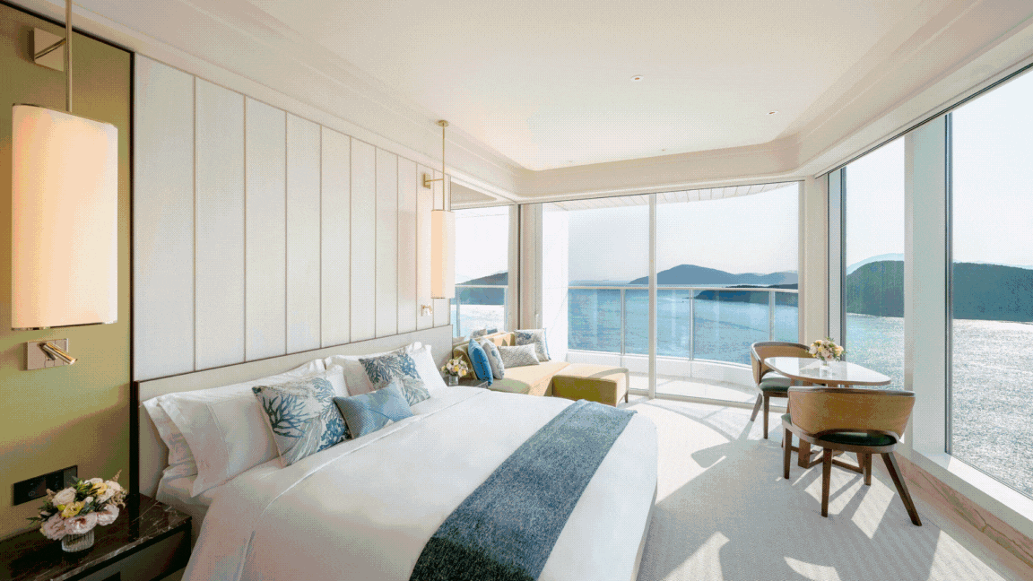 Image sequence of restaurant & bedrooms at Ocean Park Hotel Hong Kong