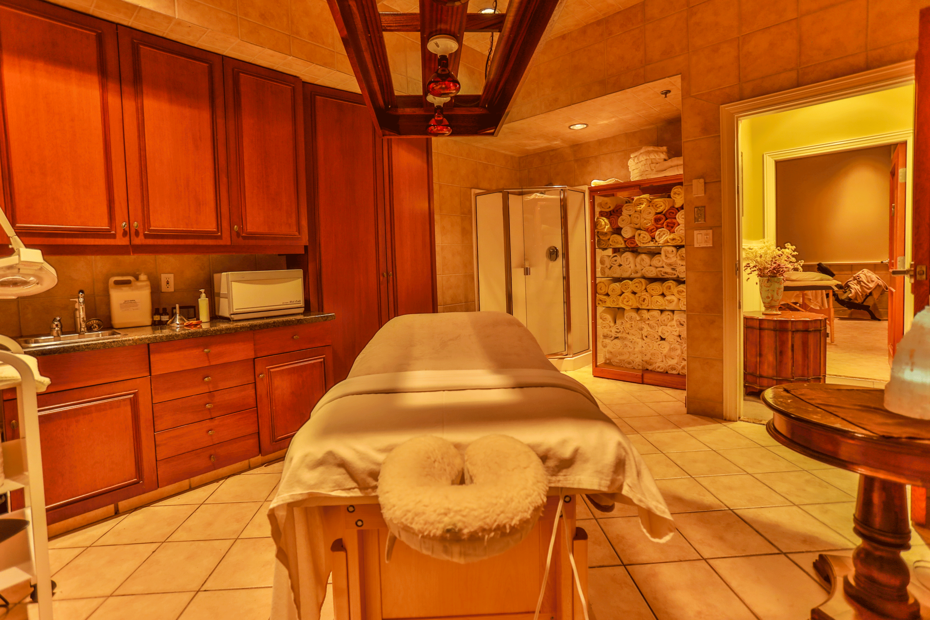 massage table