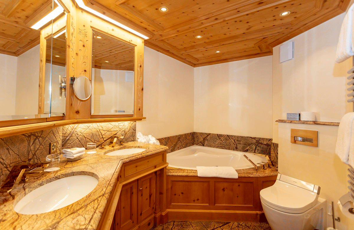 Family Apartment Bathroom at Hotel Seehof Davos