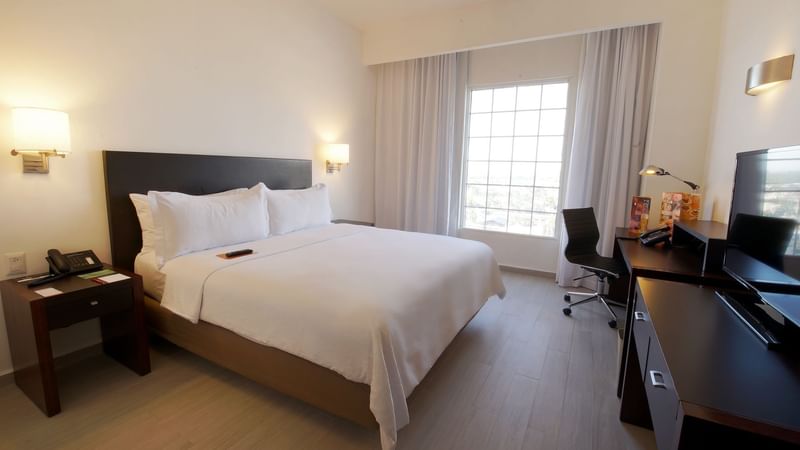 Accessible room with king bed at Fiesta Inn Ciudad Obregón