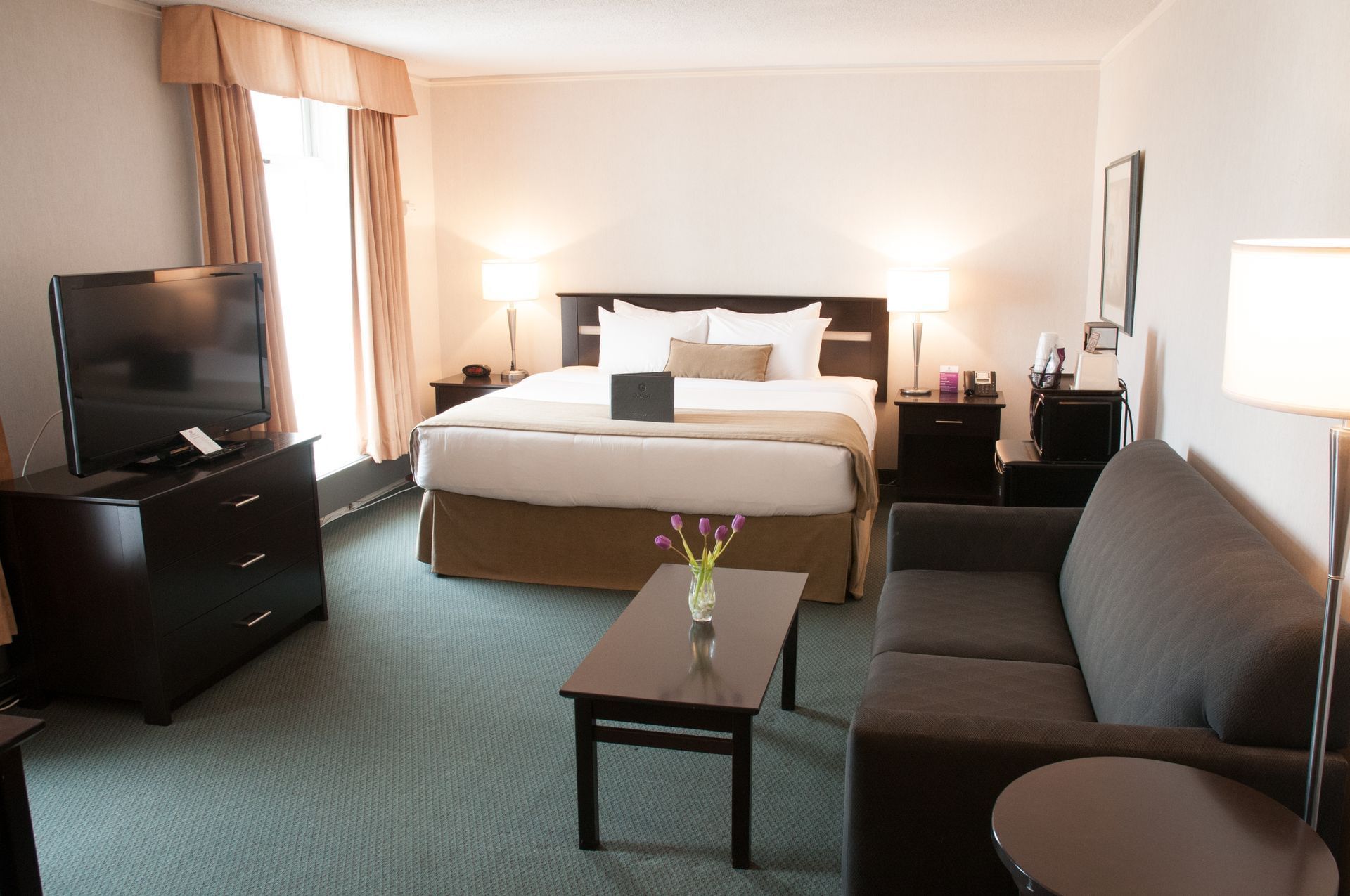 Coast High Country Inn - Superior King Room