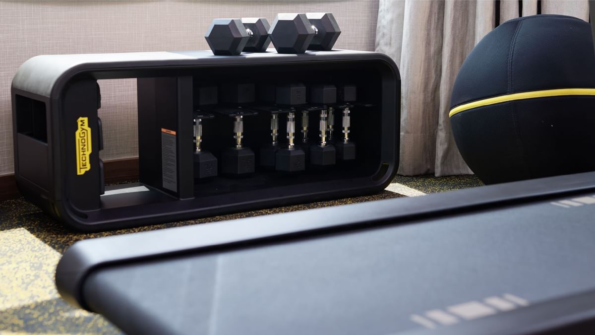 Deluxe Family King with two beds & art piece above the bed at Sunway Hotel Big Box