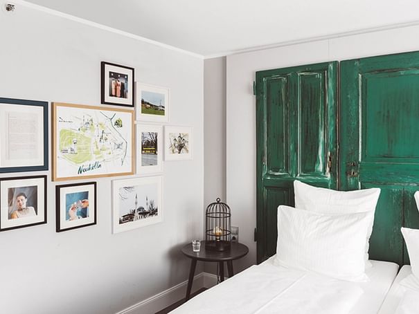 Pictures on the wall in Standard Room at Hotel Berlin Berlin