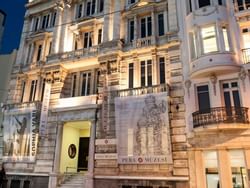 Lightening Exterior design at Eresin Taxim Premier