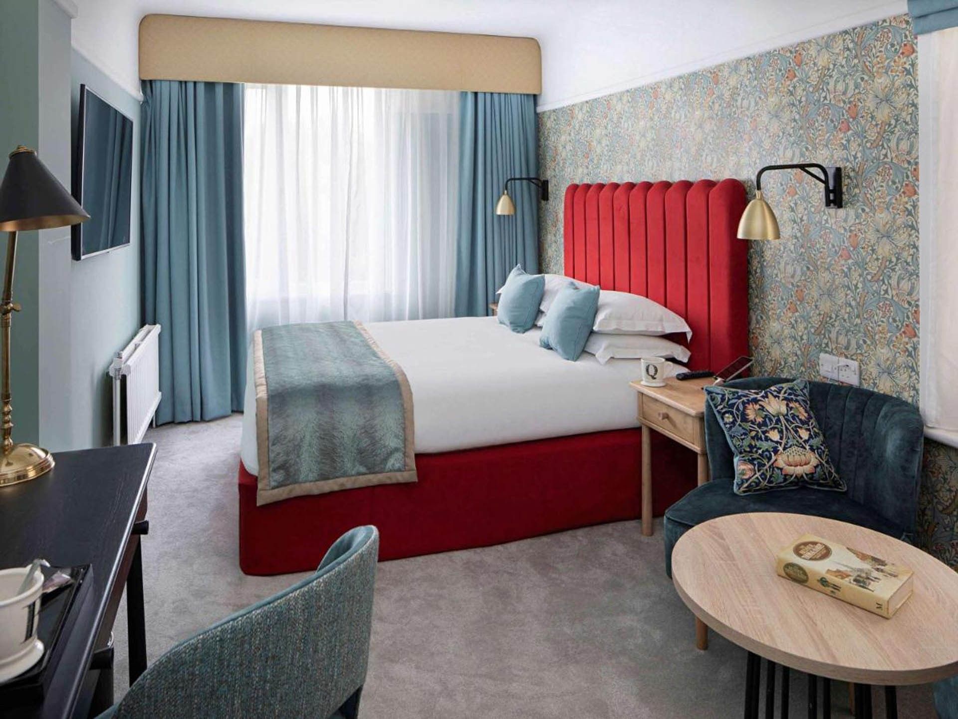 Superior King Room at The Queens Hotel & Spa