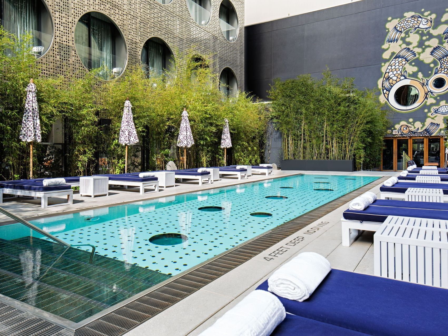 Newyorkhotel Dreamdowntown Dreamhotels Dreambeach Pool Beachplease Standard ?crop=110%2C0%2C1701%2C1276