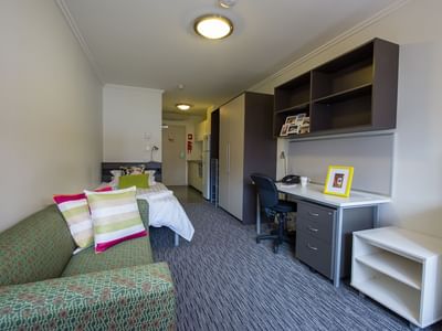 UniLodge @ ANU – Kinloch Lodge_Studio Long