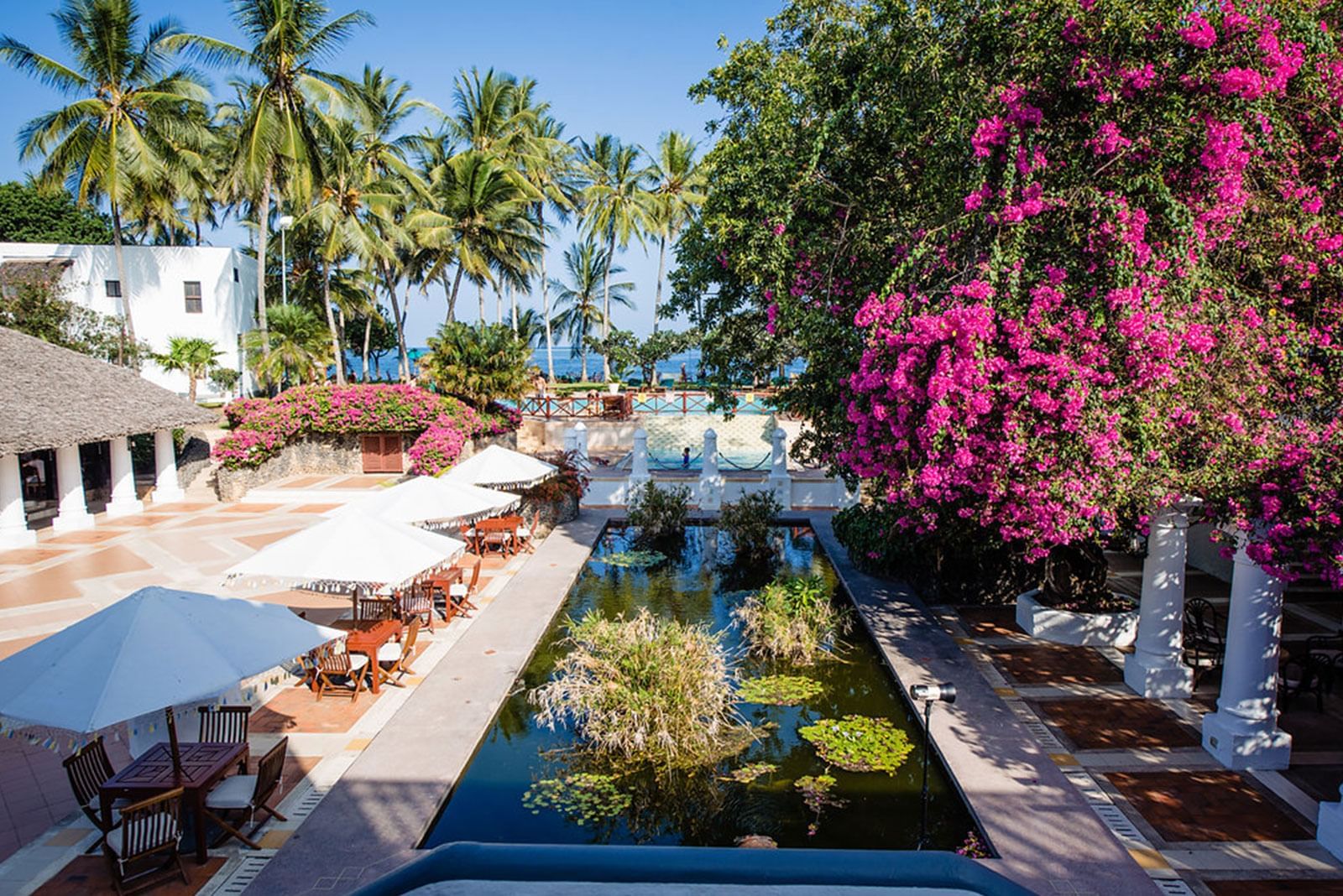 Exterior of Pizzeria with at Serena Beach Resort & Spa