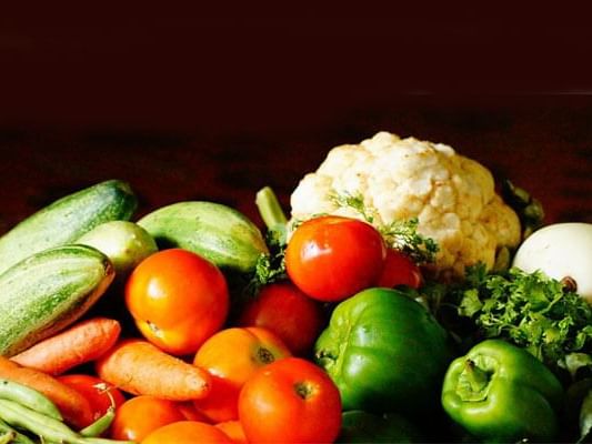 Close-up of fresh vegetables in a bowl at Lake Buena Vista Resort Village & Spa