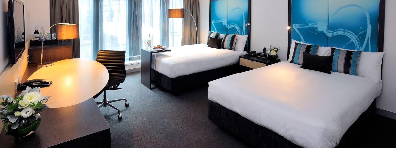 Deluxe Twin Room at Novotel Melbourne on Collins