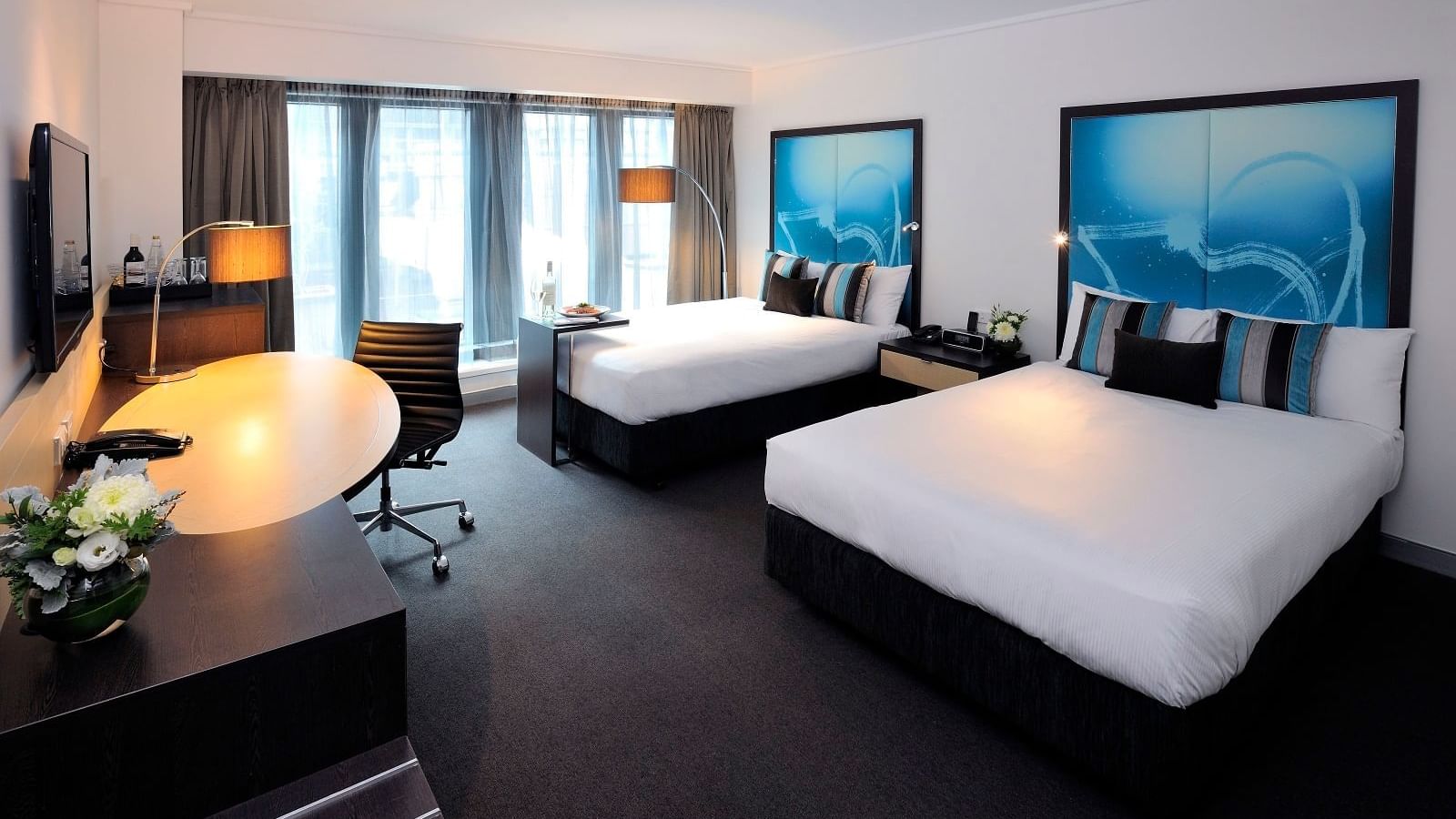Deluxe Twin Room at Novotel Melbourne on Collins