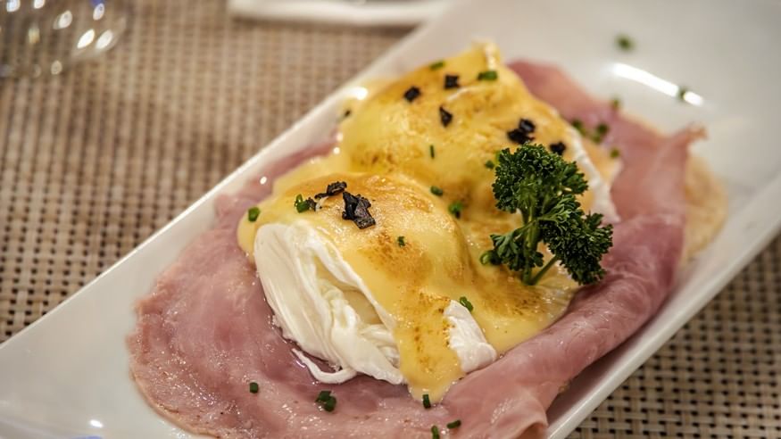 Huevos Benedict