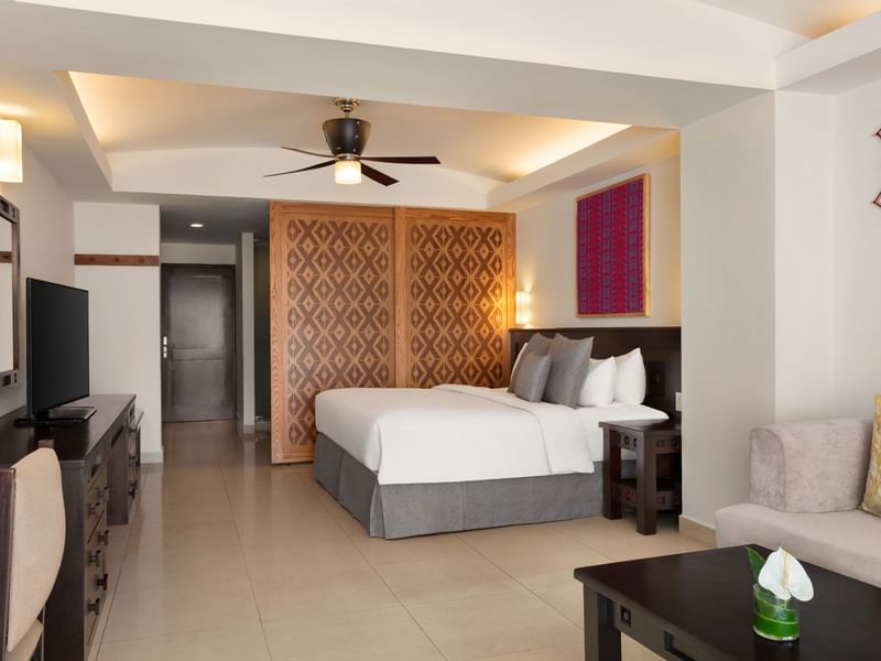 Junior suite partial ocean 