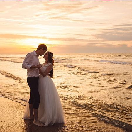 Book a romantic beach wedding venue in malaysia with beautiful s