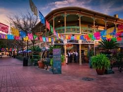 Exterior view of the Market Square near Riverwalk Plaza Hotel