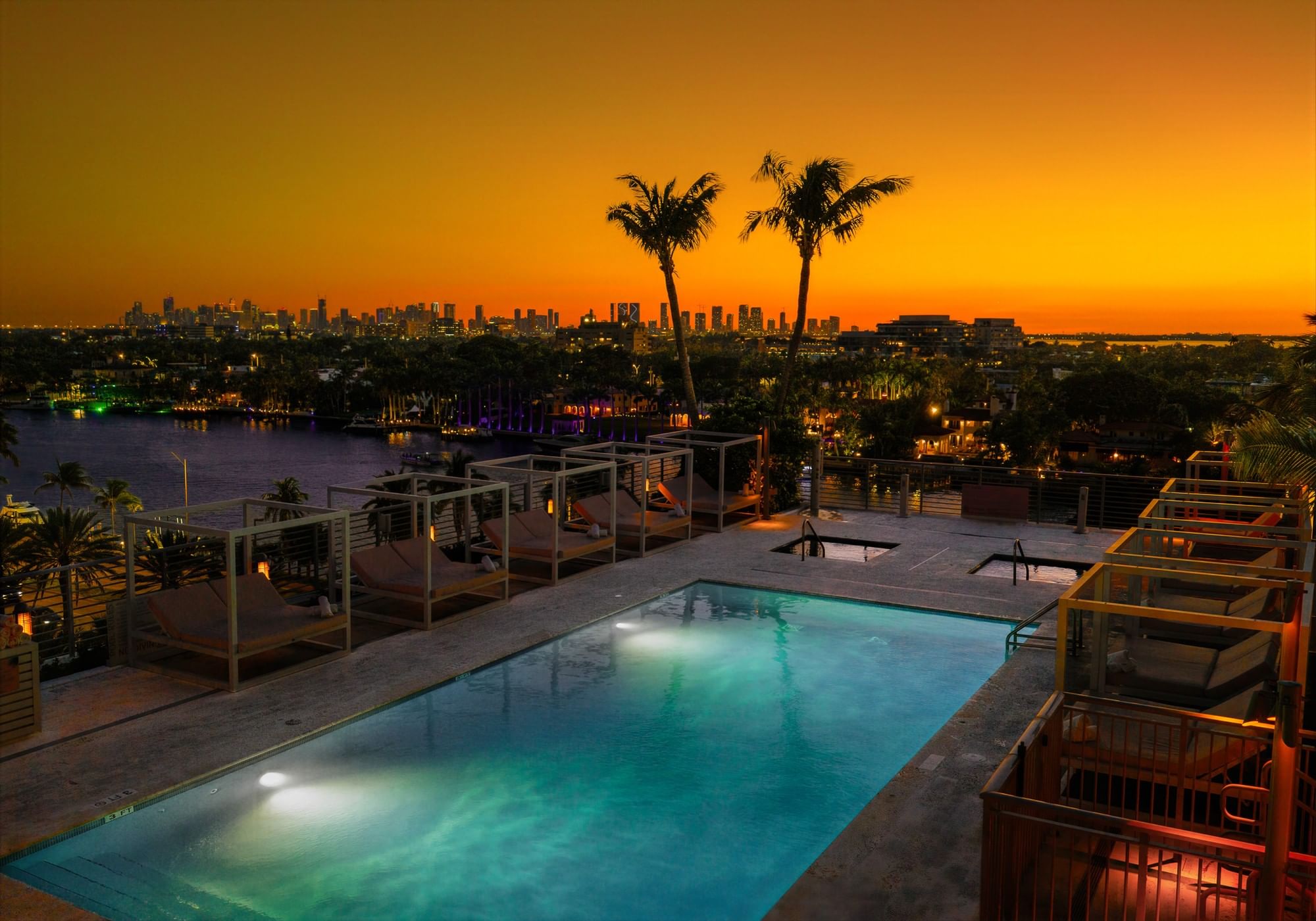 Grand Beach Hotel — gallery preview 1