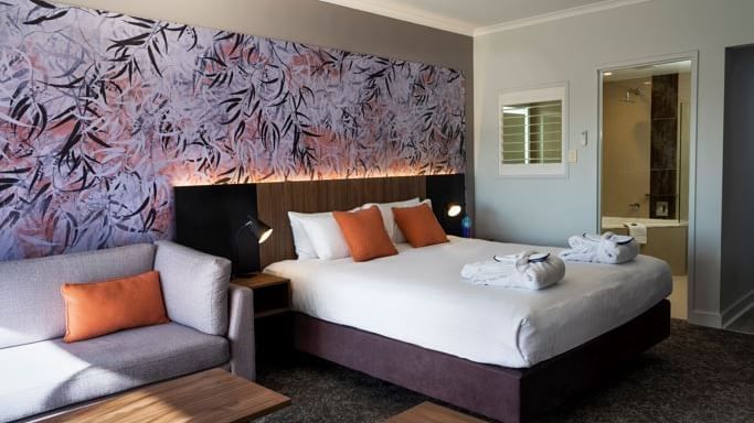 King bed in Comfy bedroom at Novotel Barossa