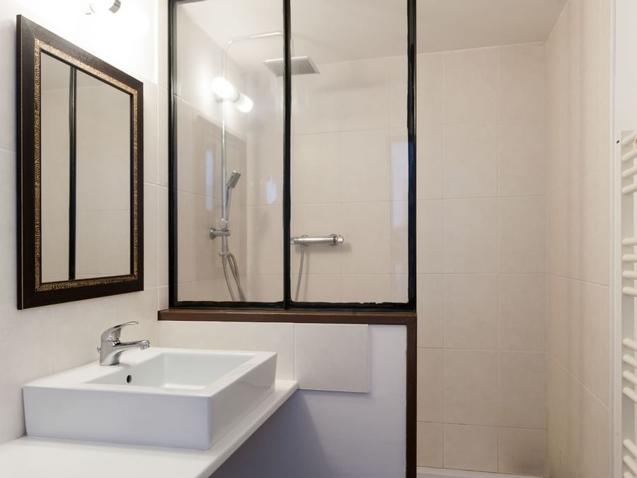 Bathroom interior of Junior suites at Domiane de Presle Saumur