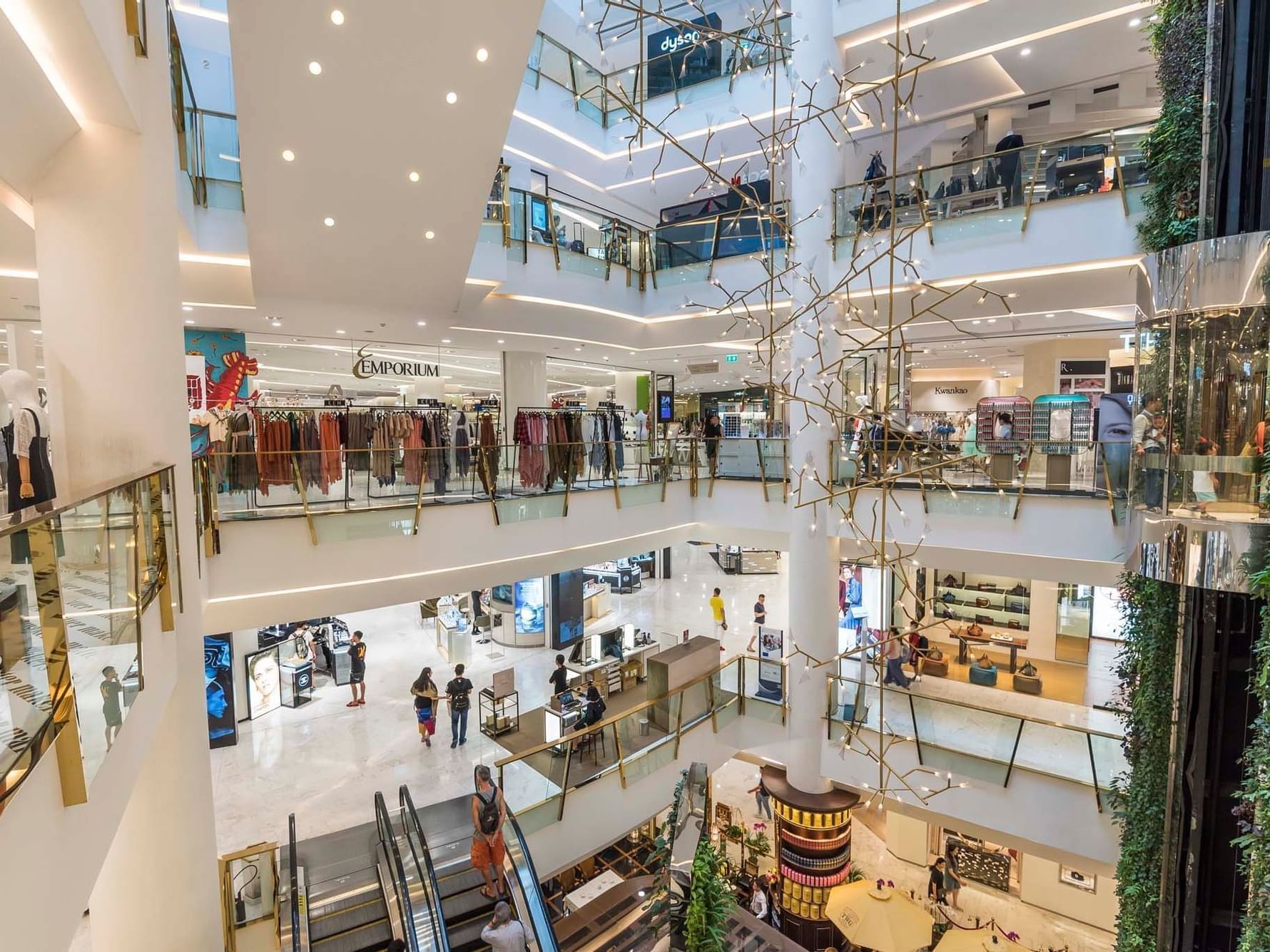 Discover Emporium Shopping Complex – Chatrium Grand Bangkok