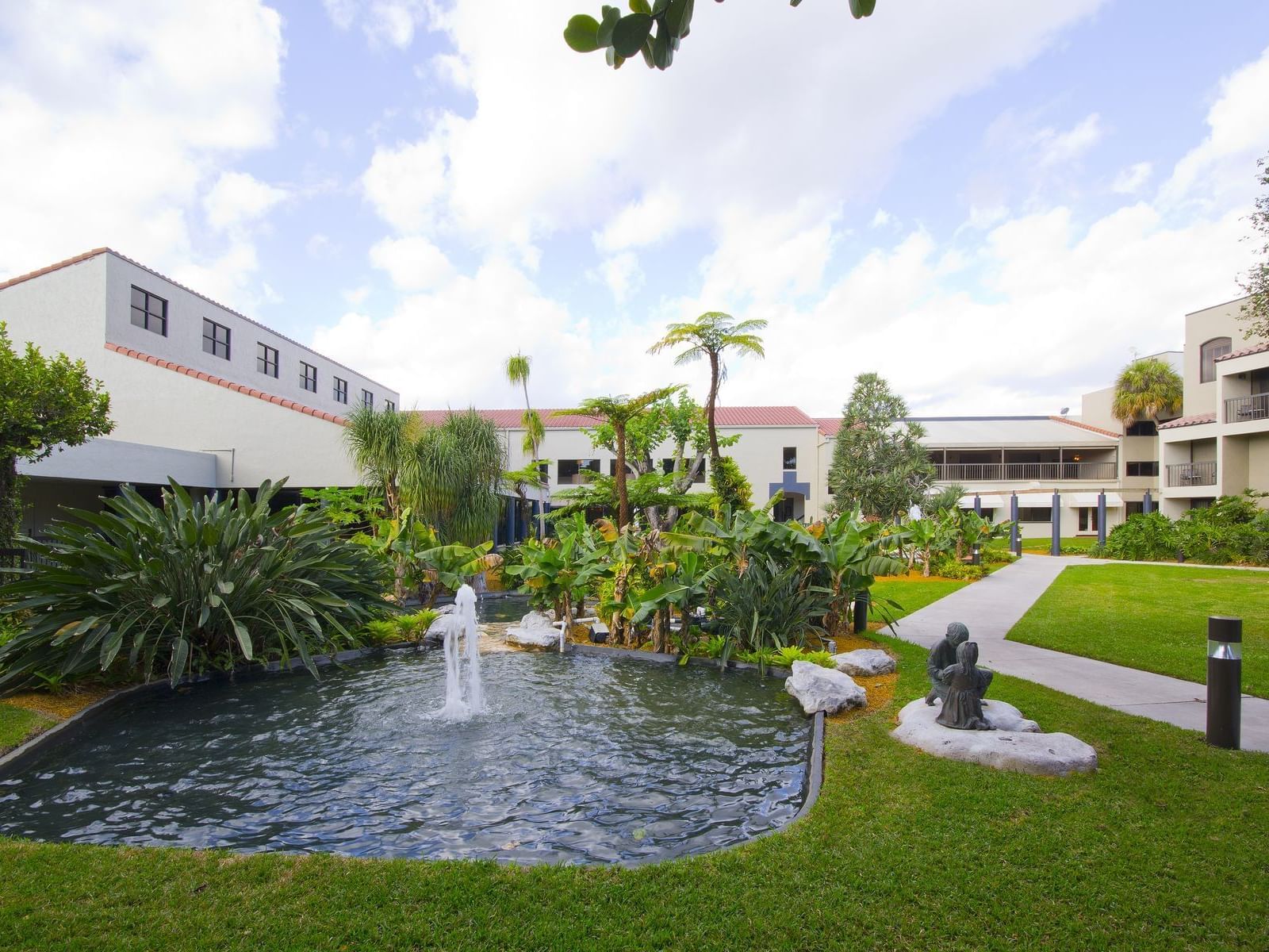 garden courtyard with lagoon