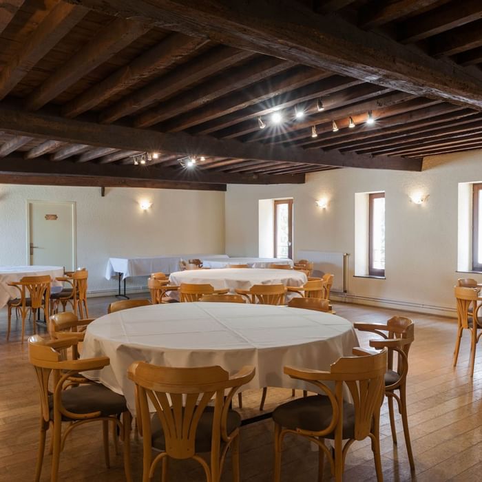 salle de séminaire à l'hôtel Clos St Elois, The Originals Relais