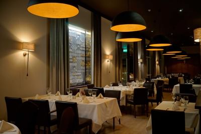 Altitude Restaurant table arrangement at Ana Hotels Sport