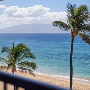 The coastline of Kaanapali Beach Hotel Hawaii 