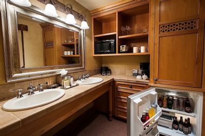 Guest Room Bathroom and Kitchenette