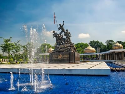Tugu Negara close to Sunway Resort Hotel & Spa