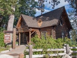 Watson Log Cabin by Kenneth J. Gill / CC BY-SA via Wikimedia Commons