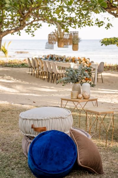 A dining & lounge area with a beach view at Punta Islita Hotel