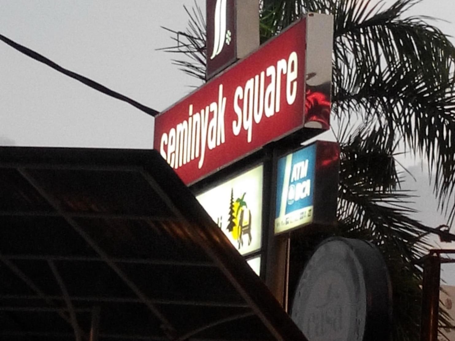 Seminyak Square Mall near U Hotels