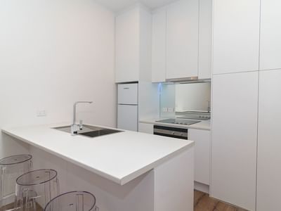 Student Living Thomas House Adelaide_Kitchen with Island Bench