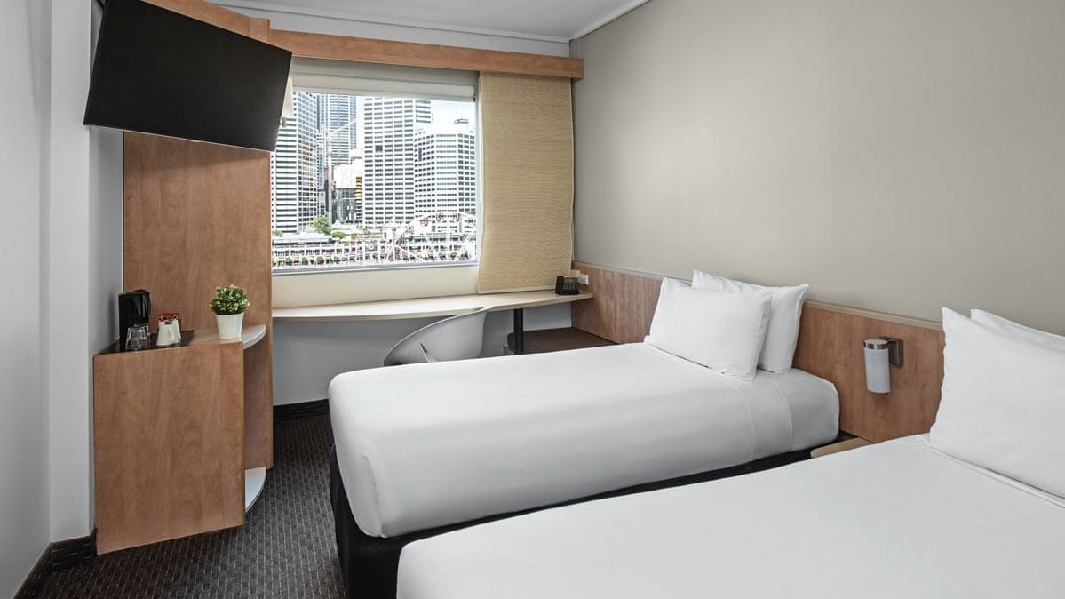 Superior Room, 2 Single Beds, Darling Harbour View