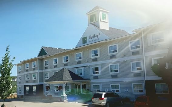 Exterior of Fort McMurray Hotel