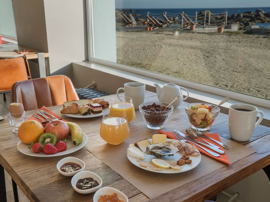 Morning breakfast served at Hotel de la mer