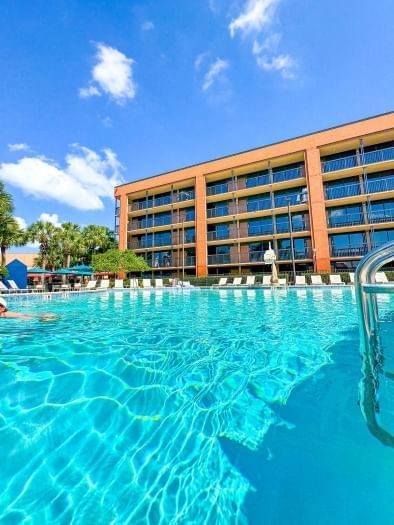 Stay at Rosen Inn Lake Buena Vista when you enjoy holiday shopping in Orlando!