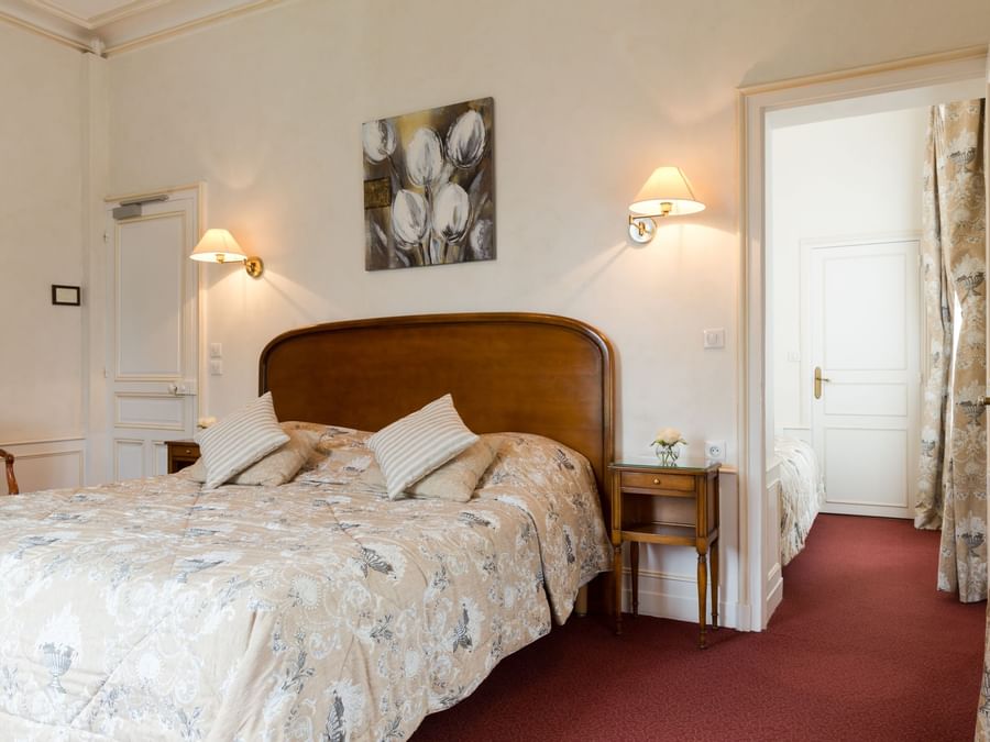 Room at Chateau de Beaulieu et Magnolia Spa