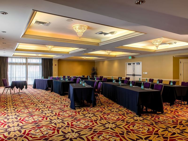 Classroom table set-up in Millennium Room at Warwick Denver