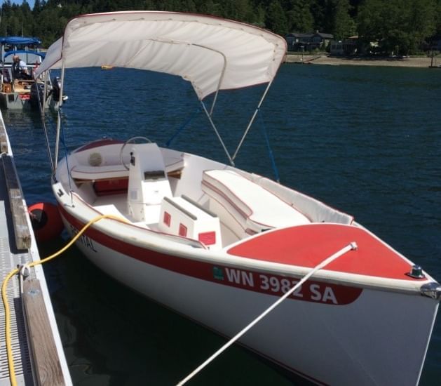 Pontoon using at Alderbrook Resort & Spa