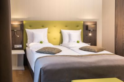 Superior Room Doublebed in Hotel Collegium Leoninum, Bonn
