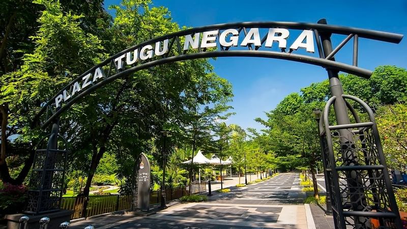 Entrance name arch of Tugu Negara near Sunway Hotel Pyramid