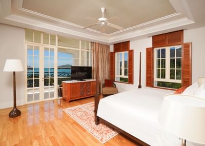 The king bed in Countess Suite3 at Danna Langkawi Hotel