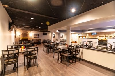Dining & lounge area in Twigs Bar & Lounge at M Hotel Buffalo