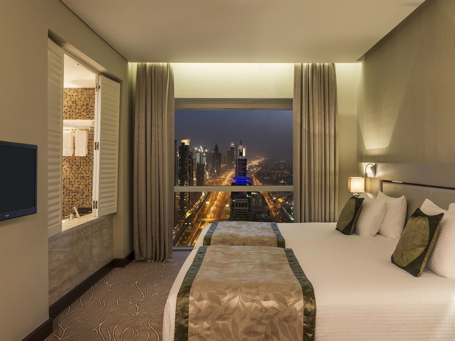 Superior Twin Room at The Tower Plaza Hotel Dubai