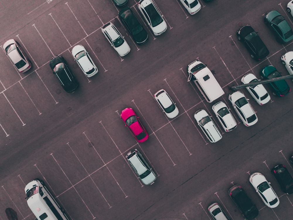 Top view of the crowded parking area at Novotel Darwin Airport