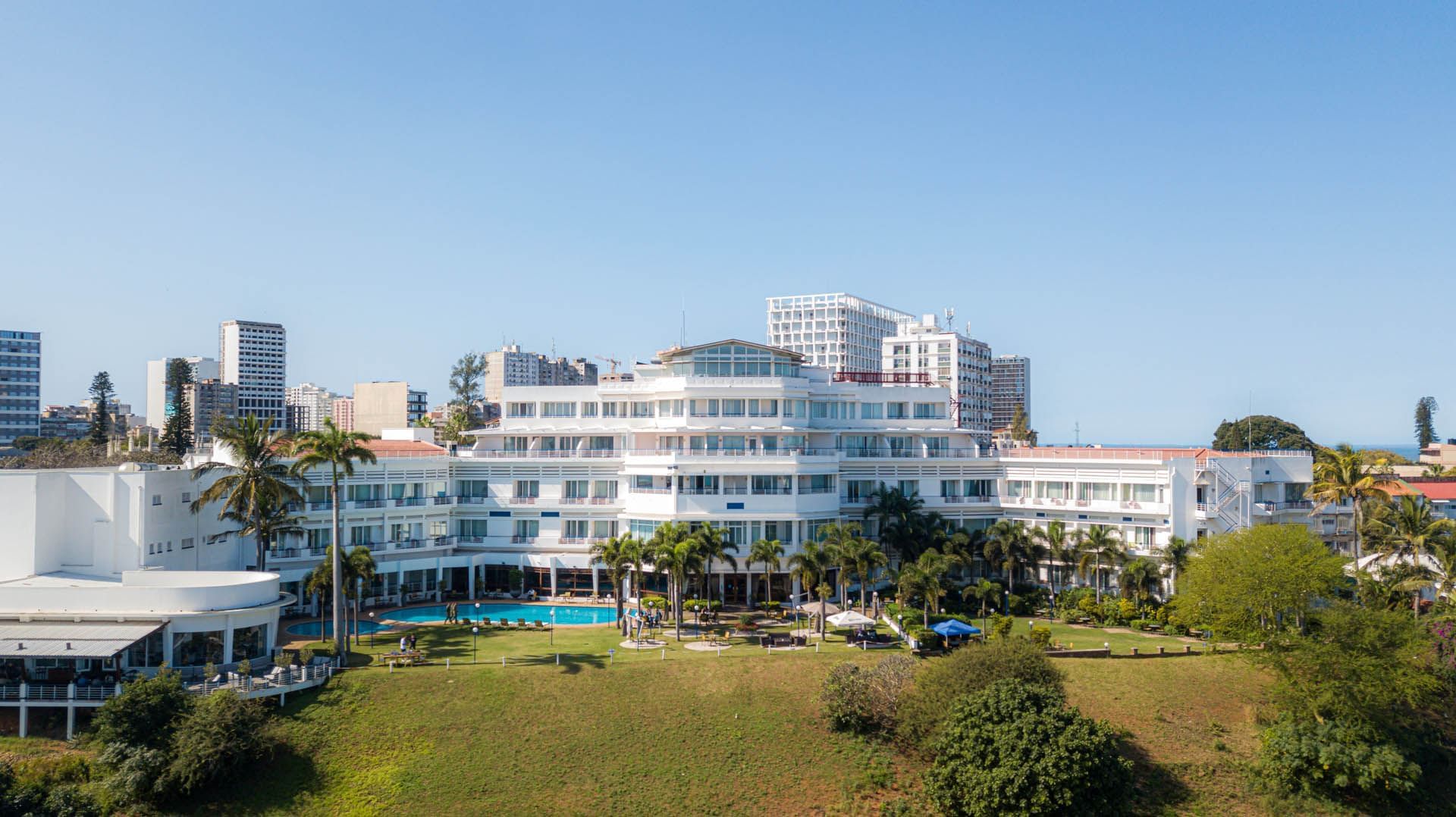 Exterior view of the hotel at Cardoso Hotel
