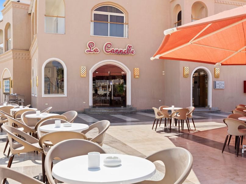 La Canella Bar at Pickalbatros Aqua Blu Resort in Sharm El Sheikh