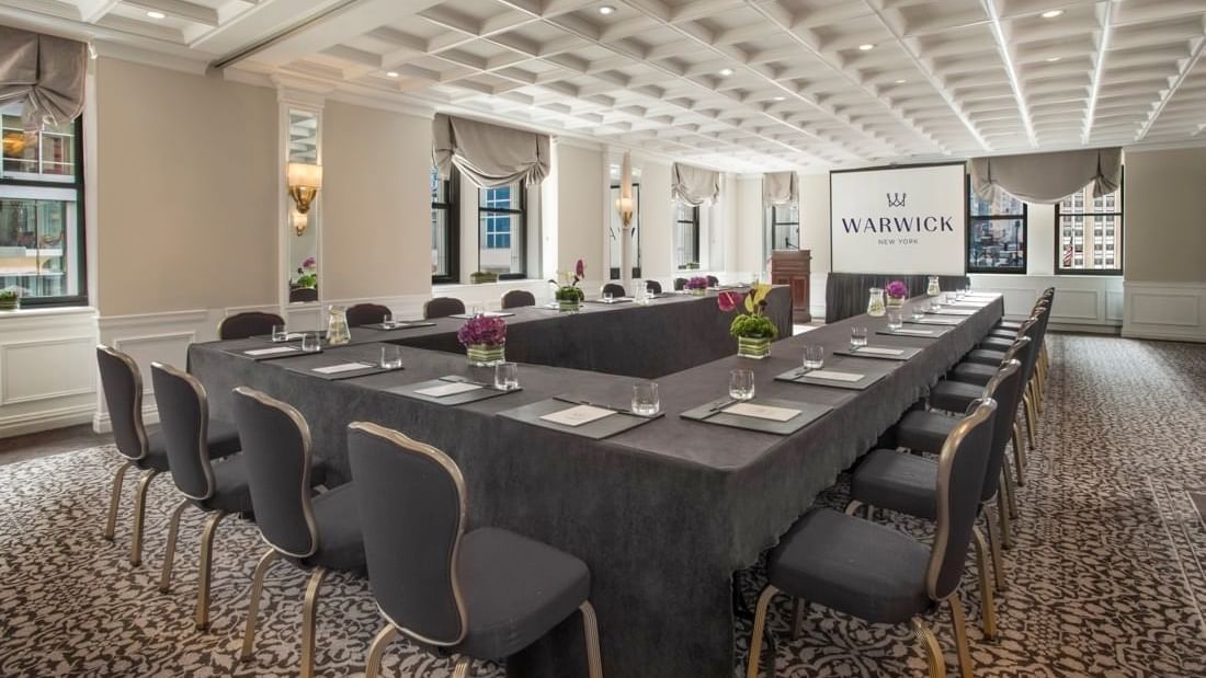 U shaped table set up in Kent meeting room at Warwick New York